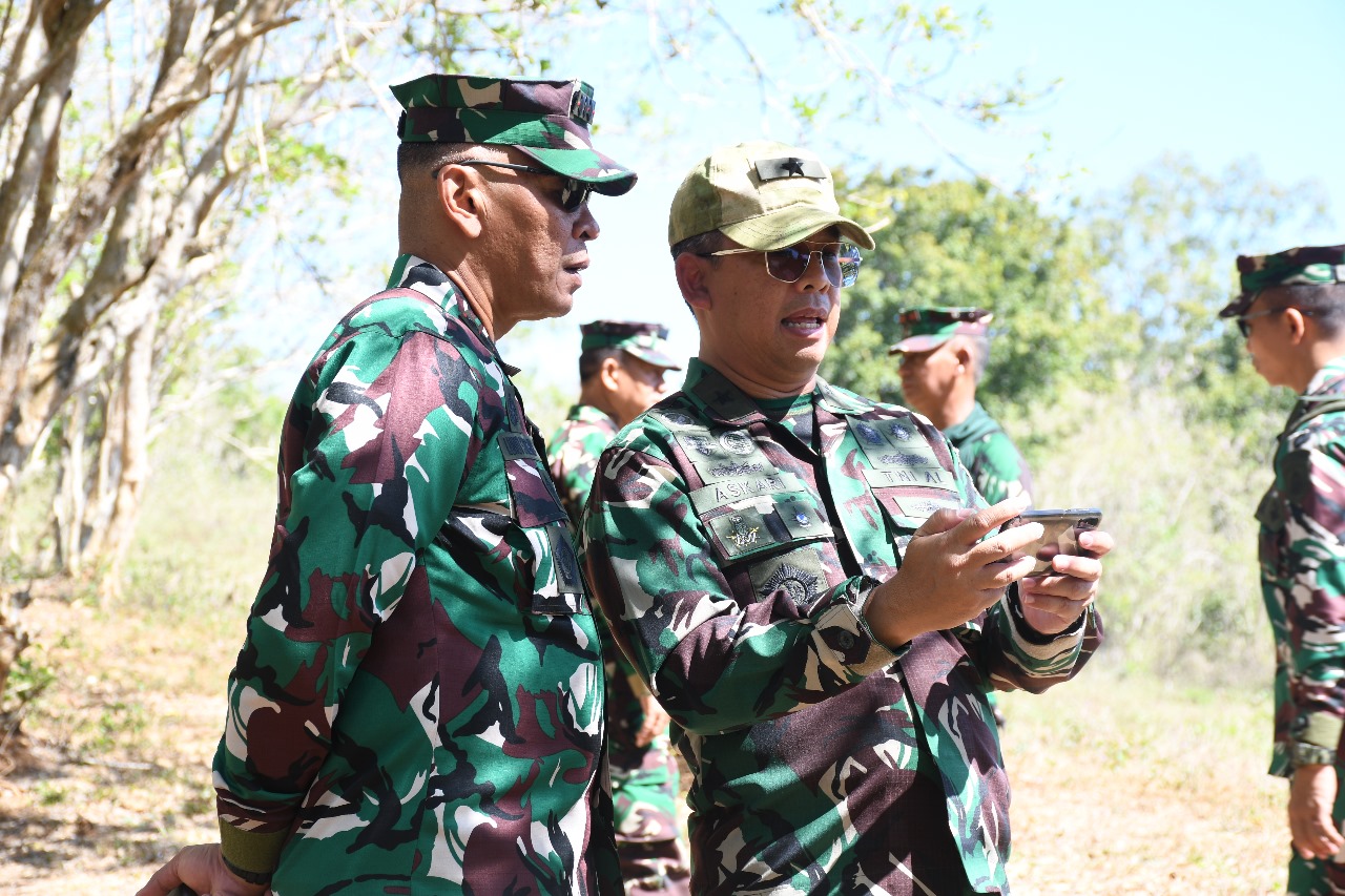 Lattek Berganda Dikmaba TNI AL Angkatan 44/1 Tingkatkan Naluri Tempur Siswa