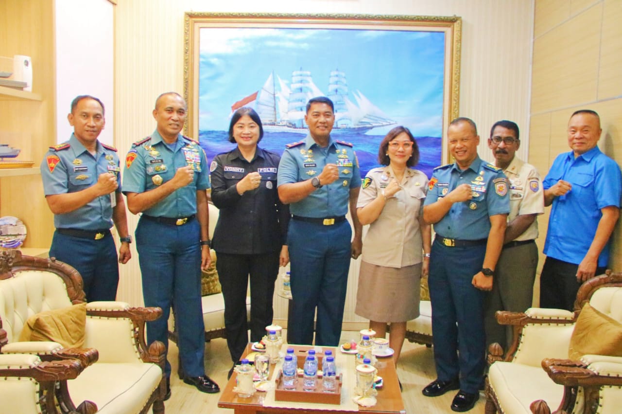 Panitia Perayaan Natal Bersama TNI – Polri dan Masyarakat Wilayah Kogartap III/Surabaya Laksanakan Audiensi