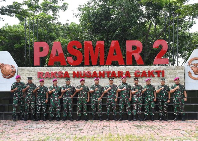 Danpuslatdiksarmil Kodiklatal Kunjungi Satuan TNI AL di Sidoarjo