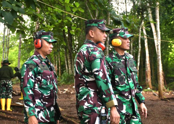 Komandan Puslatdiksarmil Bangga Dengan Semangat Siswa dan Pelatih Selama Lattek Berganda