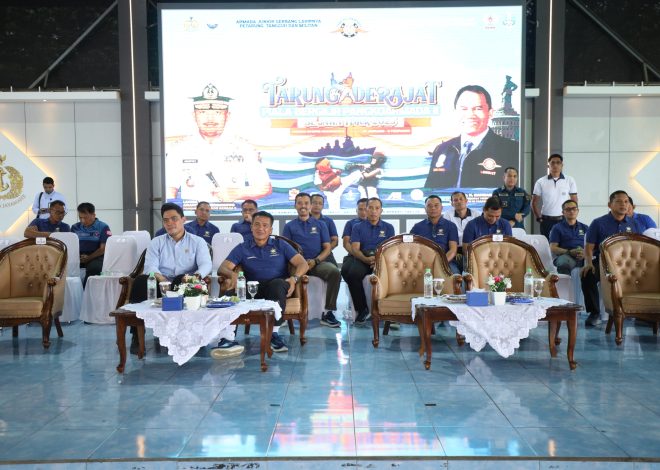 Tutup Kejurprov Usia Dini Tarung Derajat Jatim, Pangkoarmada II Dorong Atlet Muda Terus Berprestasi