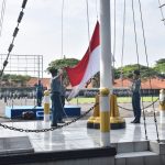 Bangkitkan Jiwa Kejuangan dan Patriotisme, Dirjianbang Kodiklatal Pimpin Upacara Bendera