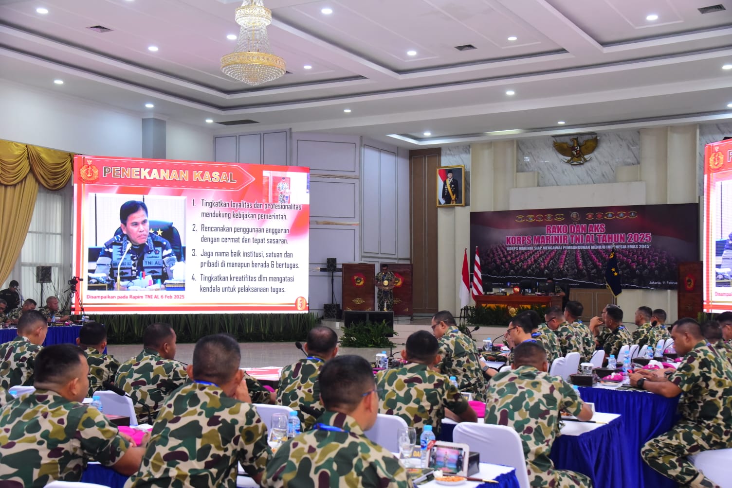 Dankodikmar Bersama Danpuslatmar Kodiklatal Ikuti Rako dan AKS Korps Marinir 2025