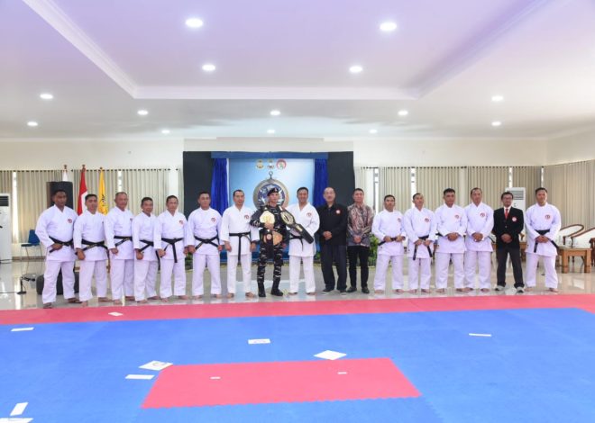 Dankodiklatal Terima Penganugerahan Sabuk Hitam Kehormatan Lemkari Dan Resmikan Dojo Hiu Digdaya – 1