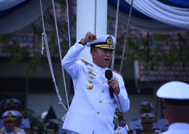 Dankodiklatal Resmi Lantik 899 Siswa Dikmata TNI AL Angkatan 44/2