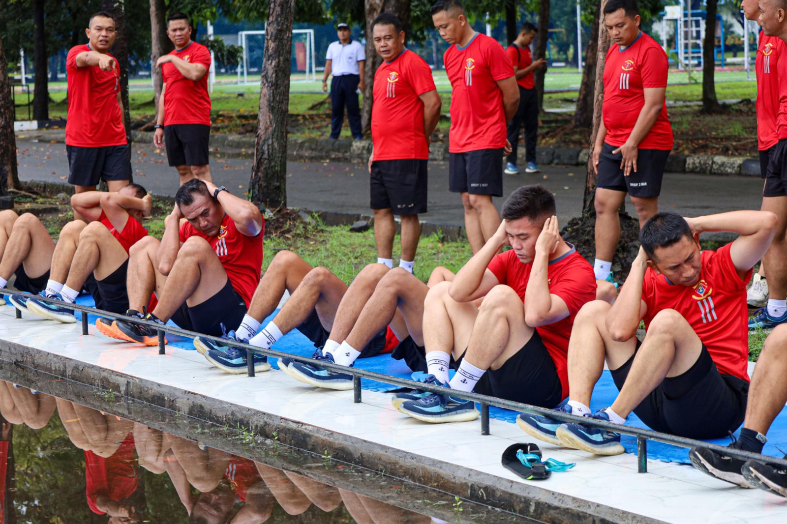 Jaga Kesehatan, Perwira Batalyon Infanteri 3 Marinir Laksanakan Olahraga Bersama Danbrigif 2 Marinir
