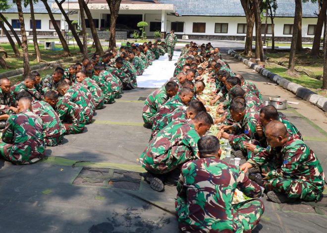 Bangun Soliditas dan Pererat Silaturahmi, Keluarga Besar Hiu Petarung Laksanakan Makan Siang Bersama