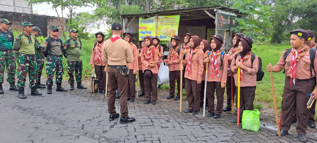 Cetak Generasi Berjiwa Pejuang, Koramil 0830/19 Karangpilang Resmi Tutup Perjusa