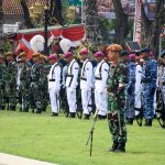 Komandan Brigif 2 Marinir Hadiri  Upacara Di Alun Alun Kab.Sidoarjo