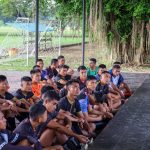 Danyonif 3 Marinir Beri Motivasi Pada Atlet Sepak Bola Marwiltim