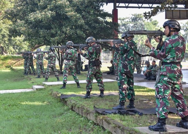 Asah Naluri Tempur, Prajurit Kima Brigif 2 Marinir Berlatih Menembak