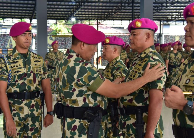 DANKORMAR PIMPIN SERTIJAB 2 JABATAN PENTING DI KORPS MARINIR