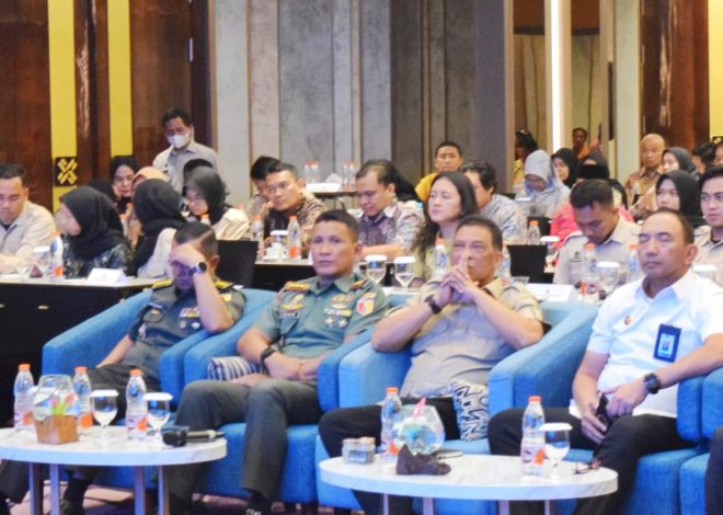 Dandim Surabaya Hadiri Pengarahan dan Evaluasi MBG