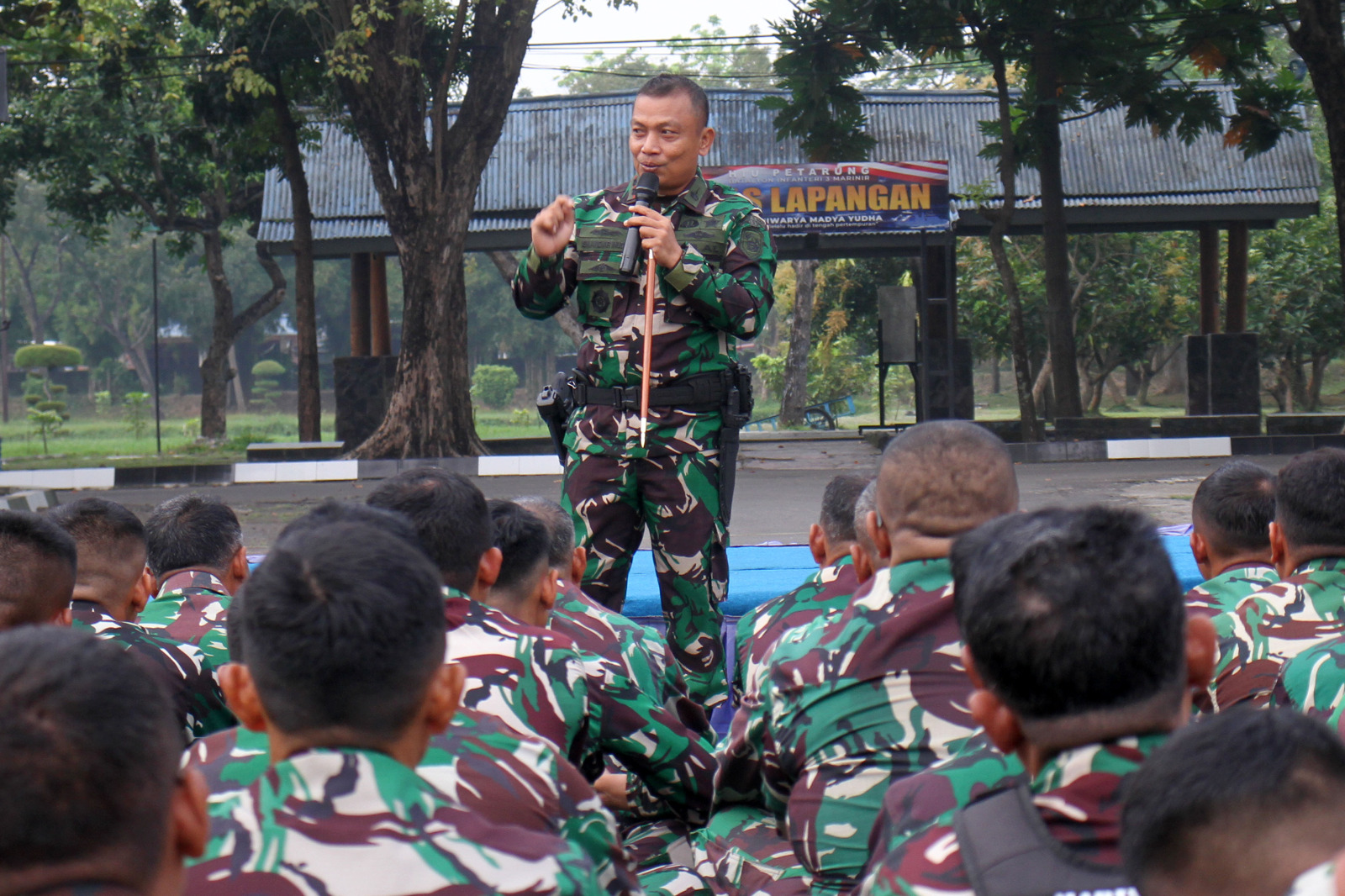 Komandan Batalyon Infanteri 3 Marinir Cek Kesiapan Tempur Prajurit Hiu Petarung