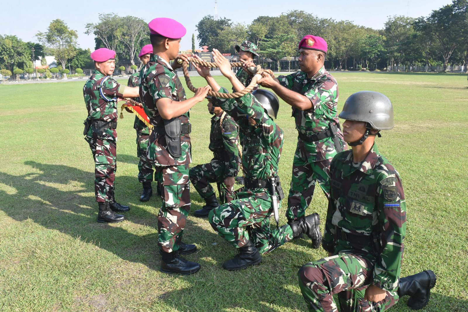 Danyonif 5 Marinir Pimpin Upacara Penerimaan Tamtama Remaja Angkatan XLIV/I TA 2025